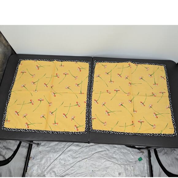 Droll Designs Set of 4 Cloth Napkins Yellow Floral Black Trim 100% Cotton 90s - Picture 3 of 7